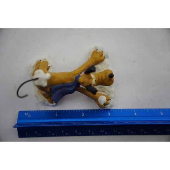 Disney Pluto Figure Midwest Of Cannon Falls Resin Snow Winter Scarf Mickey & Co - Picture 6 of 6